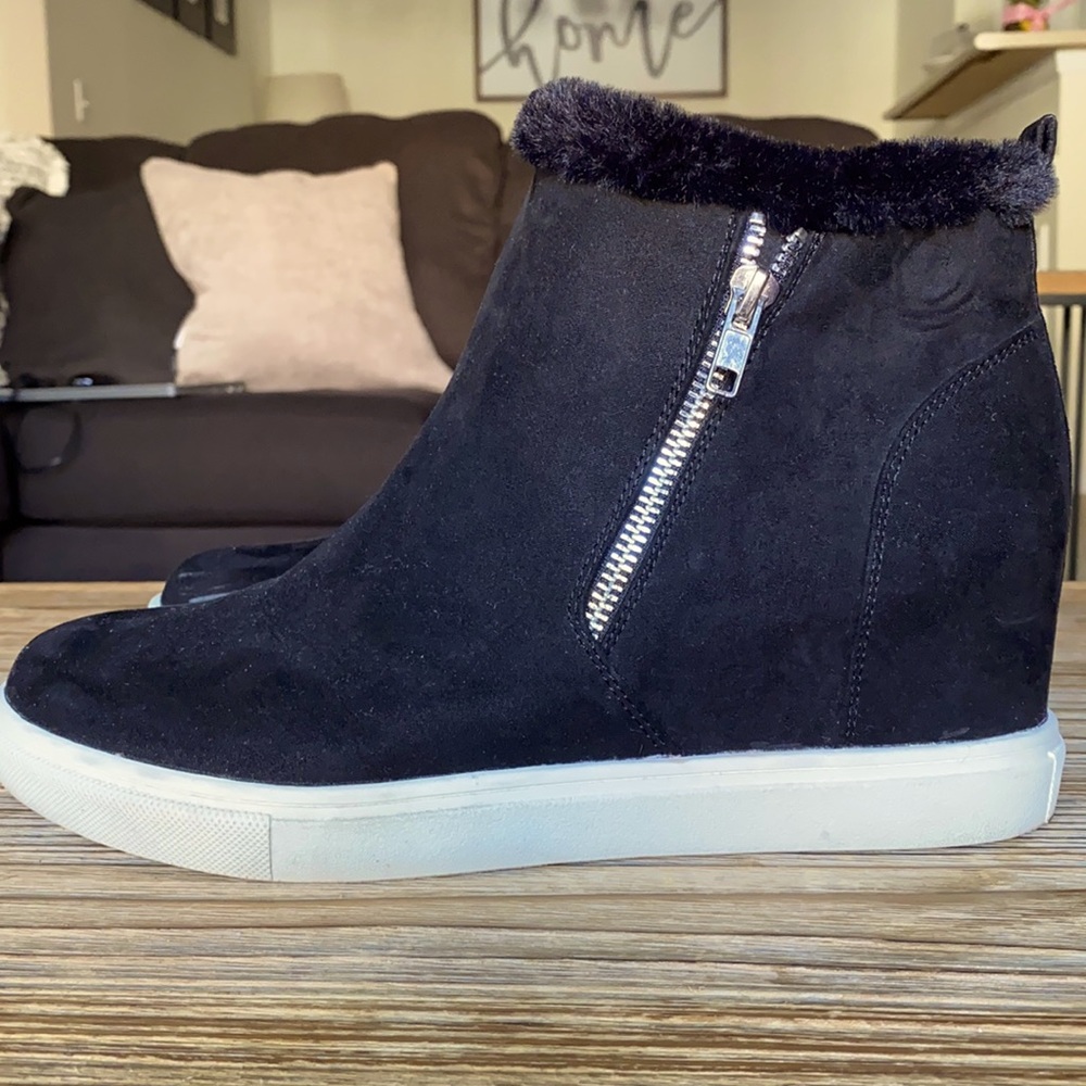 Black Madden Girl Wedge Sneakers